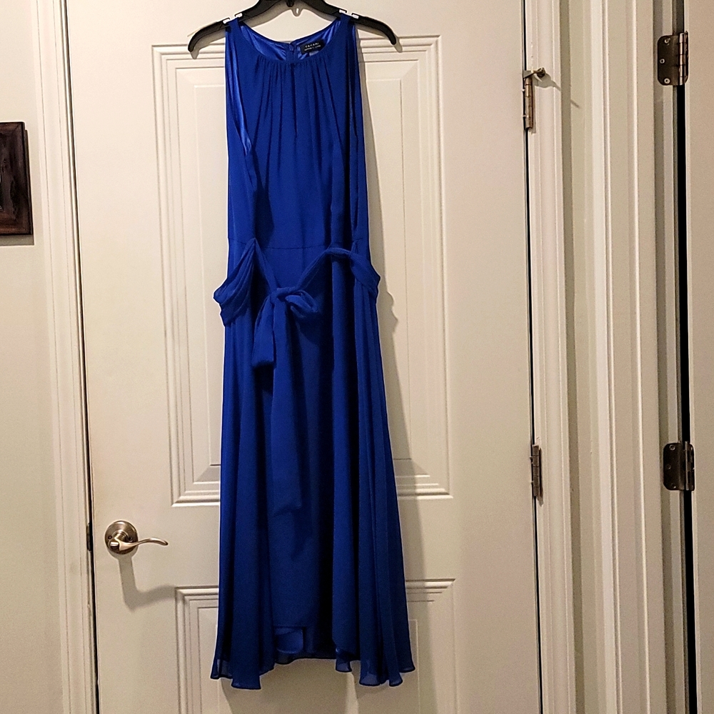 Tahari Arthur S Levine keyhole chiffon dress, royal blue size 16, worn once